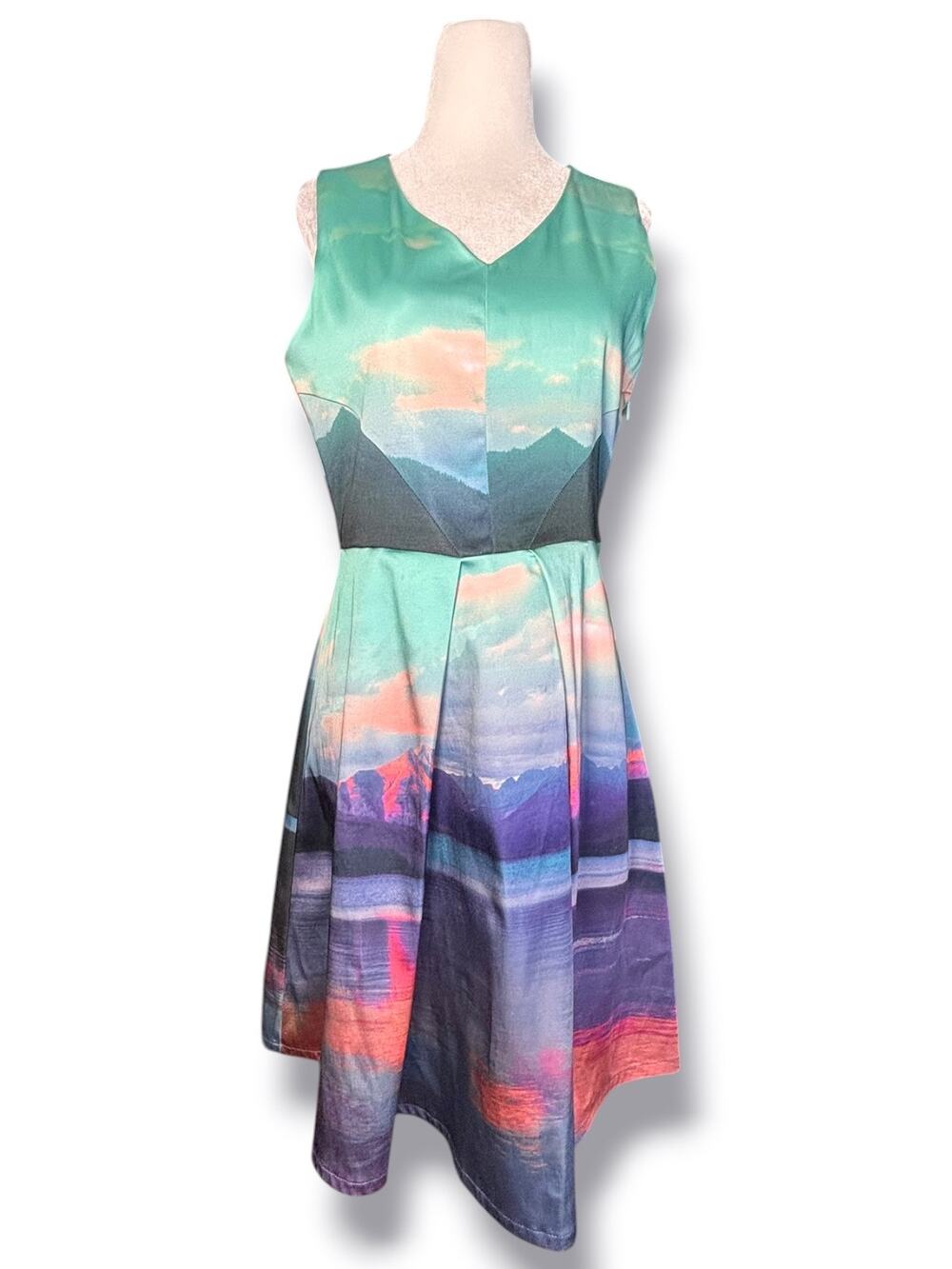 Yumi Scenic Mountain Lake Print Dress Sleeveless Fit‎ and Flare Sunset Landscape